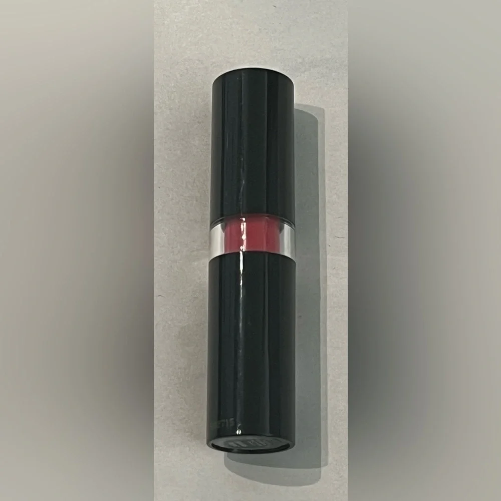 DISNEY EVIL QUEEN LIPSTICK BRAND NEW